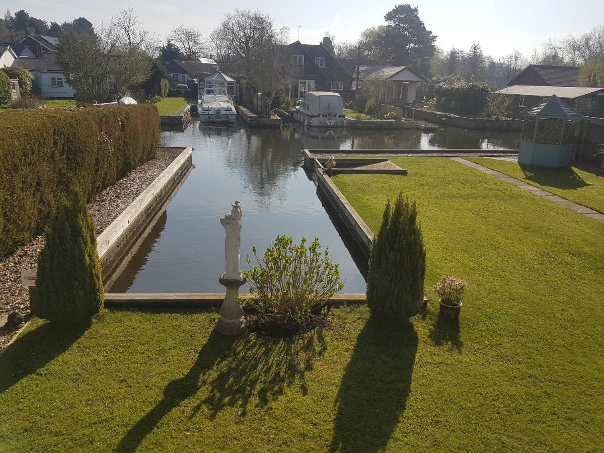 The Willows Wroxham Dış mekan fotoğraf